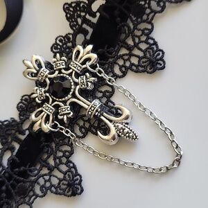 Gothic Cross Lace Choker – Black Lace & Velvet with Silver Cross Pendant